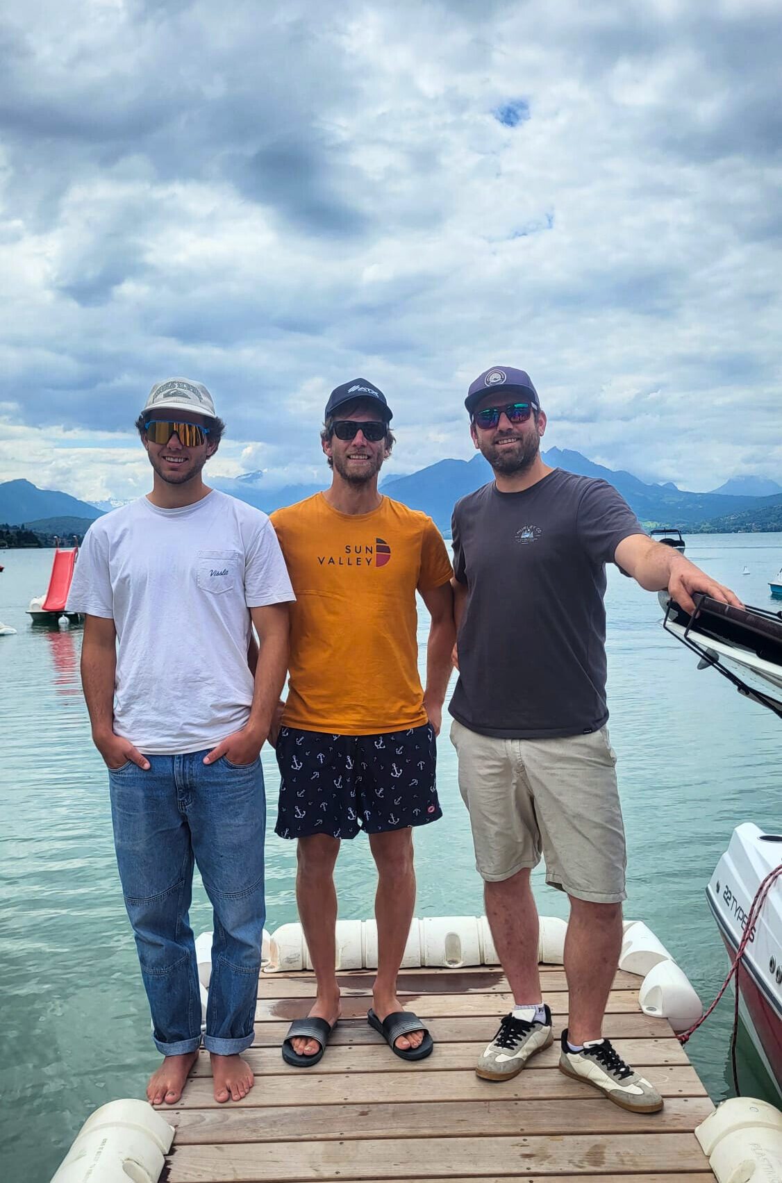 les freres coincoin - location bateau annecy